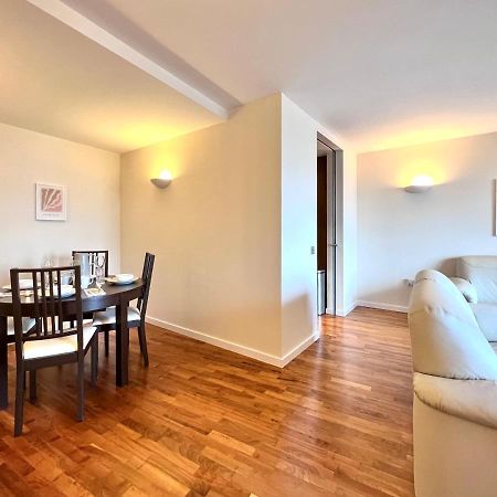 Apartmán Fairmont Avenue E14 9Pq Londýn Exteriér fotografie